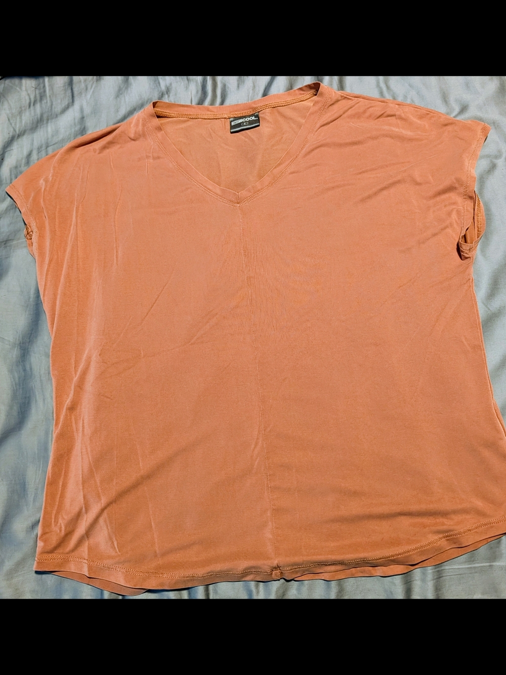 Kirkland Signature Dexcool Dusty Peach V-Neck Short Sleeve Tee